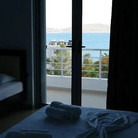 Center Hotel 3*