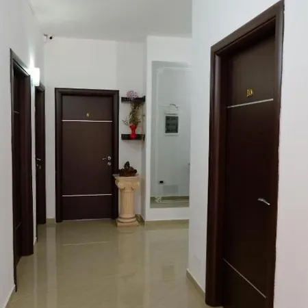 Hotel Center