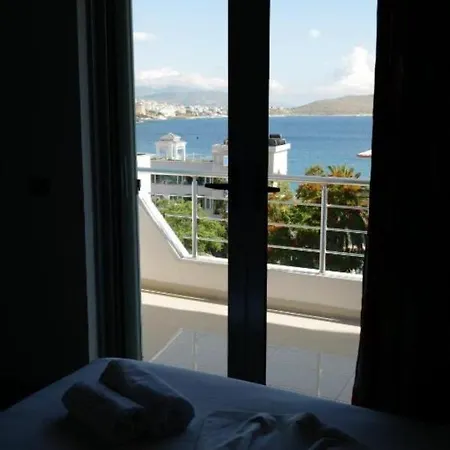 Center Hotel 3*
